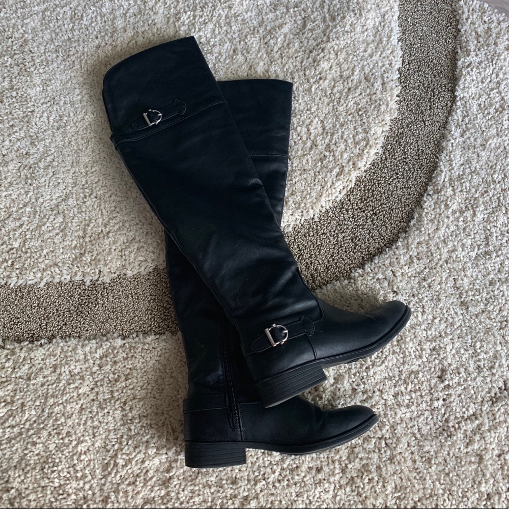Black knee high winter boots